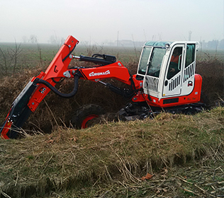 R555H Big Foot Forester - Tubes du bras tous à la gauche