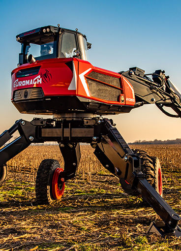 Walking excavator R1355 Big Foot - Forester
