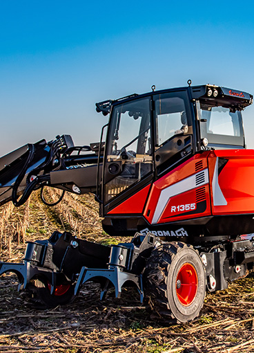 Walking excavator R1355 Big Foot - Forester